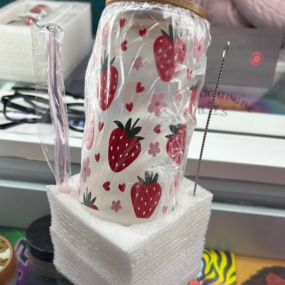 Strawberry Print Tumbler